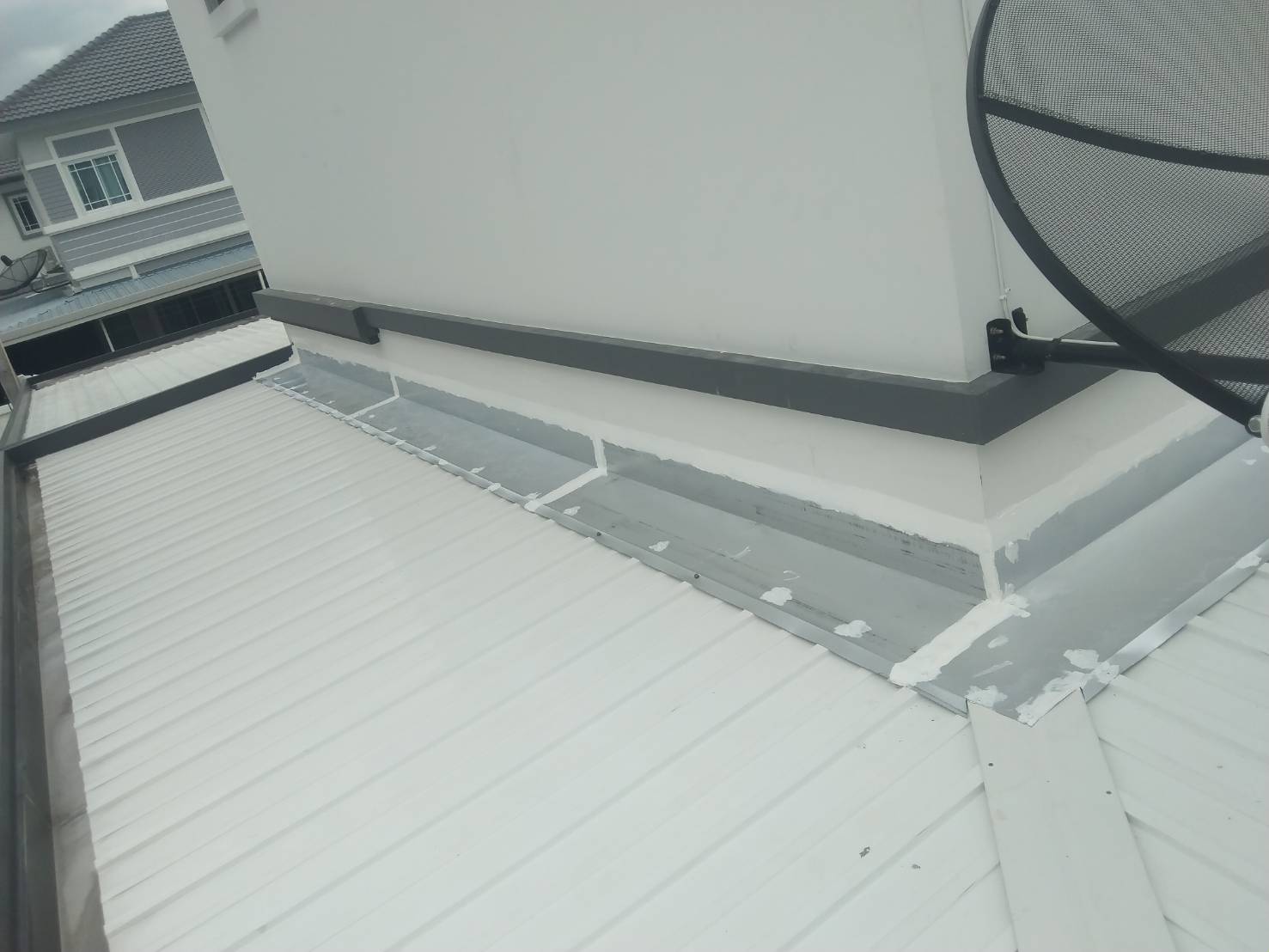 14 - https://ช่างหลังคาทรงชัย.com | ช่างหลังคาทรงชัย - รับแก้ปัญหาหลังคา รับซ่อมหลังคาทุกประเภท แก้ปัญหาตรงจุด โดยทีมช่างมืออาชีพ