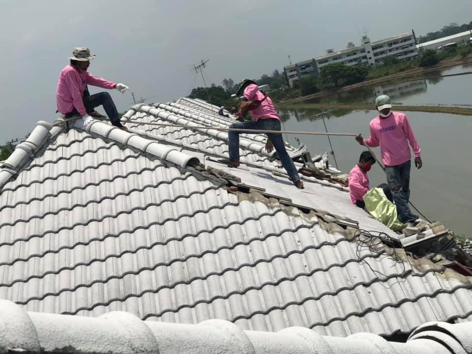 3 - https://ช่างหลังคาทรงชัย.com | ช่างหลังคาทรงชัย - รับแก้ปัญหาหลังคา รับซ่อมหลังคาทุกประเภท แก้ปัญหาตรงจุด โดยทีมช่างมืออาชีพ