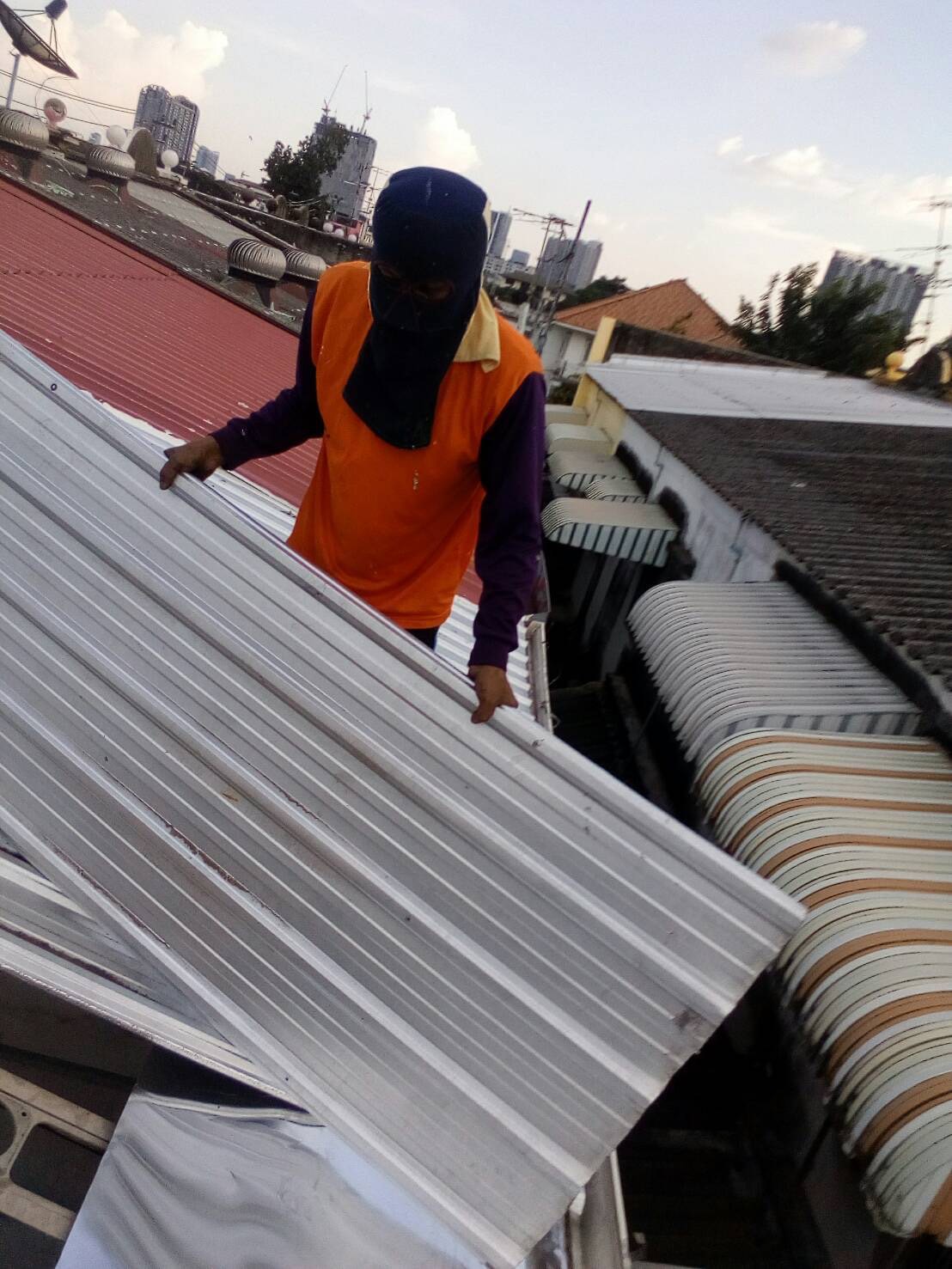 33 - https://ช่างหลังคาทรงชัย.com | ช่างหลังคาทรงชัย - รับแก้ปัญหาหลังคา รับซ่อมหลังคาทุกประเภท แก้ปัญหาตรงจุด โดยทีมช่างมืออาชีพ